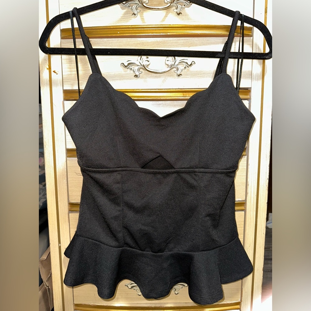Meraki Elegant Black Ruffle Lettuce Edge Spaghetti Strap Tank Top Size Medium